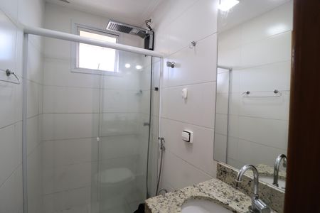 Apartamento para alugar com 80m², 3 quartos e 2 vagasBanheiro Social