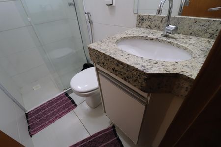 Apartamento para alugar com 80m², 3 quartos e 2 vagasBanheiro Social