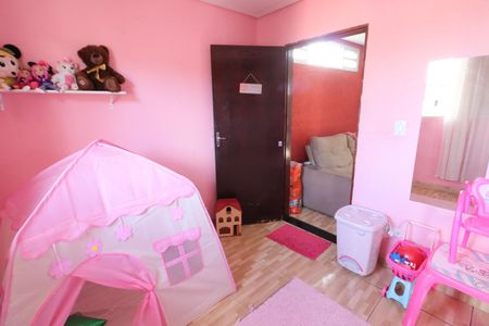 Casa à venda com 220m², 5 quartos e 5 vagasQuarto 4