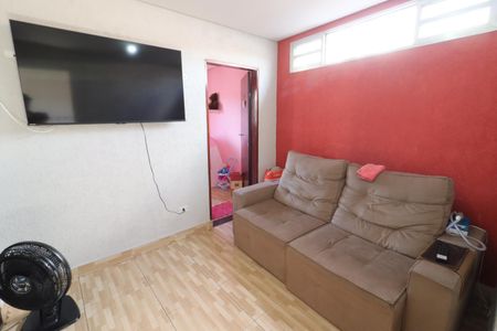 Casa à venda com 220m², 5 quartos e 5 vagasSala 2