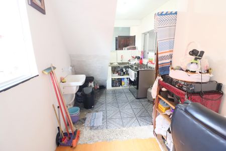 Casa à venda com 220m², 5 quartos e 5 vagasCozinha e Área de Serviço 1