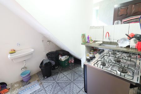 Casa à venda com 220m², 5 quartos e 5 vagasCozinha e Área de Serviço 1