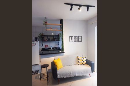 Sala de apartamento para alugar com 1 quarto, 63m² em Jacutinga, Mesquita