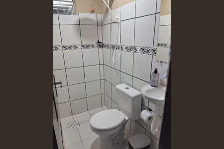 Apartamento para alugar com 65m², 2 quartos e sem vagaBanheiro