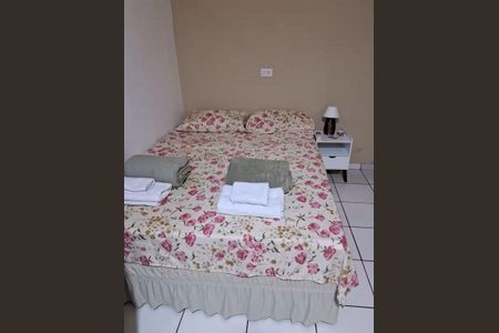 Quarto de apartamento para alugar com 2 quartos, 65m² em Jacutinga, Mesquita