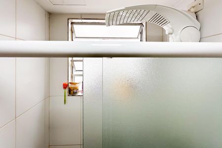 Apartamento à venda com 56m², 2 quartos e 1 vaga Apartamento à venda com 56m², 2 quartos e 1 vagaBanheiro Social