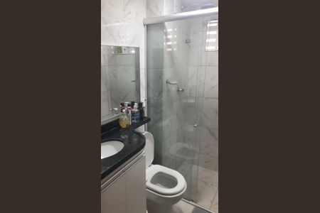 Apartamento para alugar com 65m², 2 quartos e sem vagaBanheiro