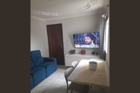 Sala de apartamento para alugar com 2 quartos, 65m² em Jacutinga, Mesquita