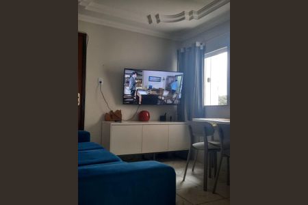 Sala de apartamento para alugar com 2 quartos, 65m² em Jacutinga, Mesquita