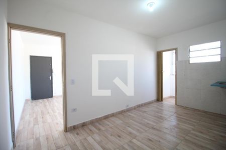 Apartamento para alugar com 1 quarto, 55m² em Pari, São Paulo