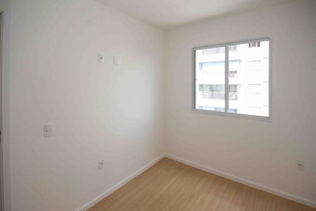 Quarto de apartamento para alugar com 2 quartos, 25m² em Vila Ema, São Paulo