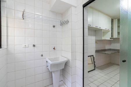 Apartamento à venda com 80m², 3 quartos e 2 vagasÁrea de Serviço