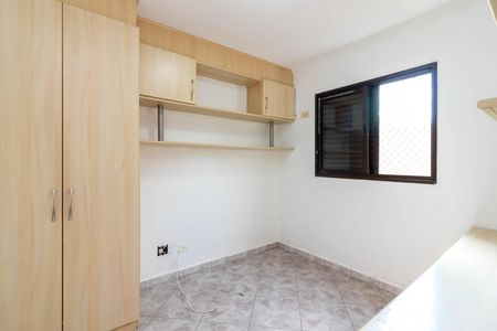 Apartamento à venda com 80m², 3 quartos e 2 vagasQuarto 