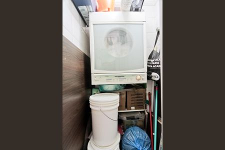 Apartamento à venda com 80m², 3 quartos e 2 vagas Apartamento à venda com 80m², 3 quartos e 2 vagasÁrea de Serviço