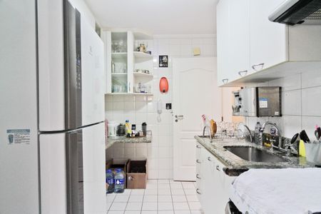 Apartamento à venda com 80m², 3 quartos e 2 vagas Apartamento à venda com 80m², 3 quartos e 2 vagasCozinha