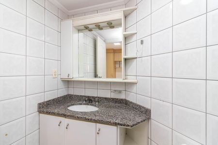 Apartamento à venda com 80m², 3 quartos e 2 vagasBanheiro da Suíte