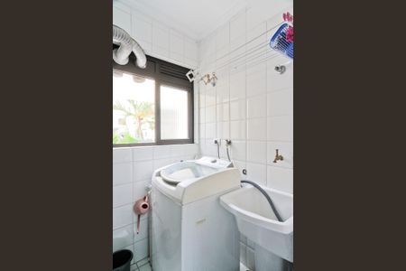 Apartamento à venda com 80m², 3 quartos e 2 vagas Apartamento à venda com 80m², 3 quartos e 2 vagasÁrea de Serviço