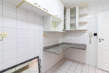 Apartamento à venda com 80m², 3 quartos e 2 vagasCozinha