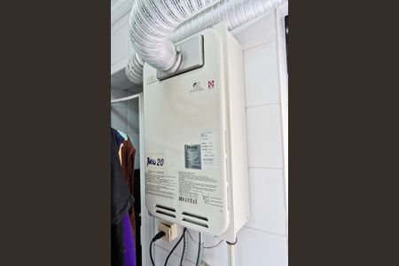 Apartamento à venda com 80m², 3 quartos e 2 vagas Apartamento à venda com 80m², 3 quartos e 2 vagasÁrea de Serviço