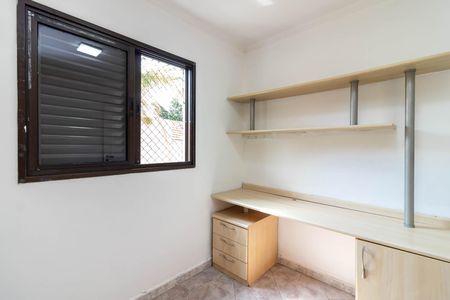 Apartamento à venda com 80m², 3 quartos e 2 vagasQuarto 