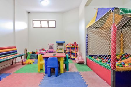 Apartamento à venda com 80m², 3 quartos e 2 vagas Apartamento à venda com 80m², 3 quartos e 2 vagasBrinquedoteca