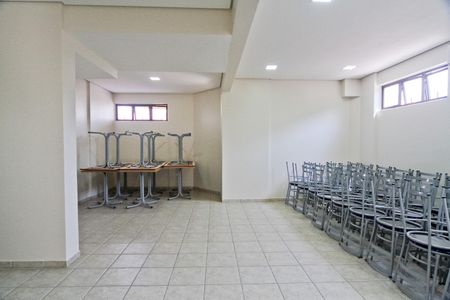 Apartamento à venda com 80m², 3 quartos e 2 vagas Apartamento à venda com 80m², 3 quartos e 2 vagasÁrea comum - Salão de festas