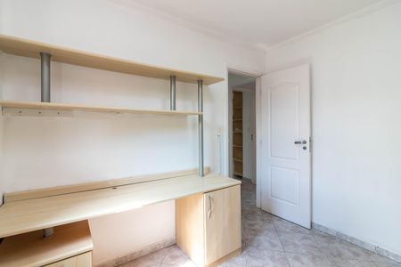 Apartamento à venda com 80m², 3 quartos e 2 vagasQuarto 