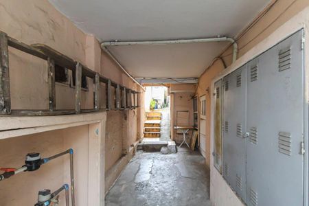 Casa à venda com 490m², 13 quartos e sem vagaCorredor