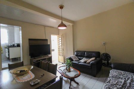 Sala de casa à venda com 13 quartos, 490m² em Chácara Mafalda, São Paulo