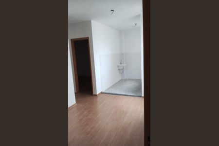 Cozinha de apartamento para alugar com 2 quartos, 41m² em Vila Perracini, Poá
