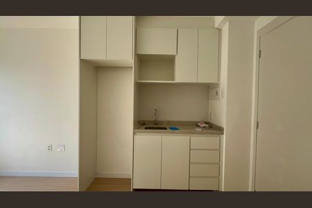 Studio para alugar com 35m², 1 quarto e sem vaga Studio para alugar com 35m², 1 quarto e sem vagaCozinha