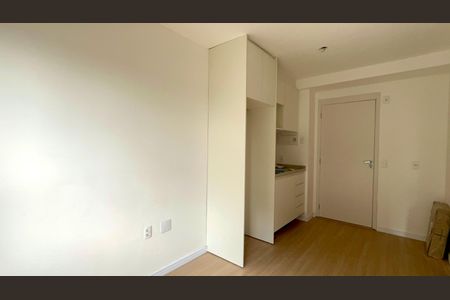 Studio para alugar com 35m², 1 quarto e sem vaga Studio para alugar com 35m², 1 quarto e sem vagaSala