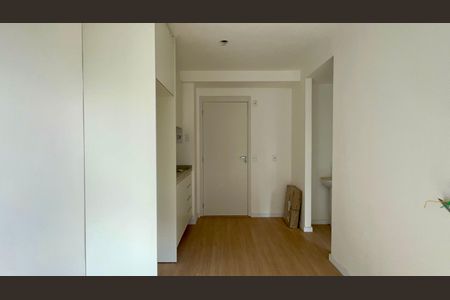 Sala de kitnet/studio para alugar com 1 quarto, 35m² em Pinheiros, São Paulo