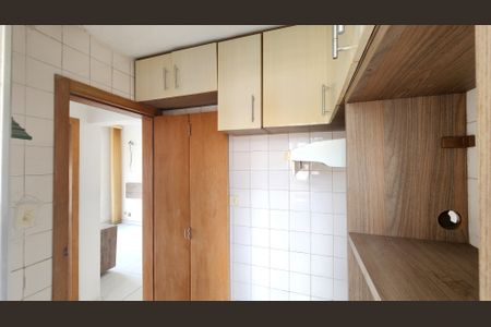 Apartamento para alugar com 35m², 1 quarto e 1 vagaCozinha - Armários