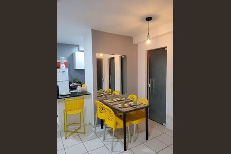 Sala de apartamento para alugar com 2 quartos, 65m² em Jacutinga, Mesquita