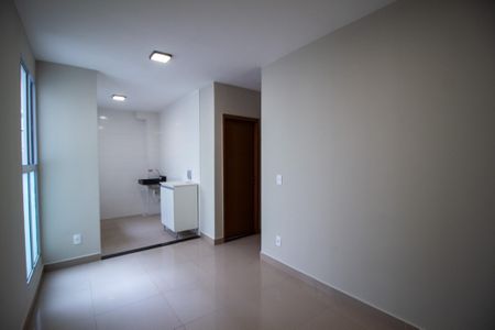 Apartamento para alugar com 41m², 2 quartos e 1 vaga Apartamento para alugar com 41m², 2 quartos e 1 vagaSala