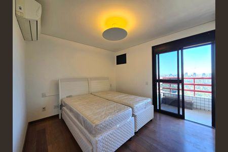 Apartamento à venda com 260m², 3 quartos e 4 vagas Apartamento à venda com 260m², 3 quartos e 4 vagasSuíte 2