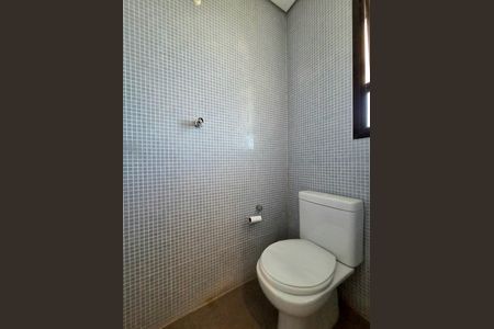 Apartamento à venda com 260m², 3 quartos e 4 vagas Apartamento à venda com 260m², 3 quartos e 4 vagasBanheiro de serviço