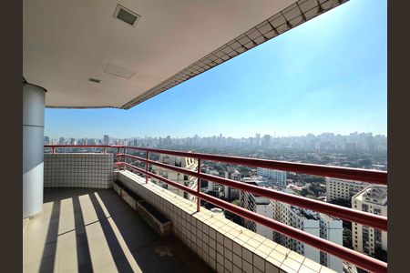 Apartamento à venda com 260m², 3 quartos e 4 vagas Apartamento à venda com 260m², 3 quartos e 4 vagasVaranda da Sala