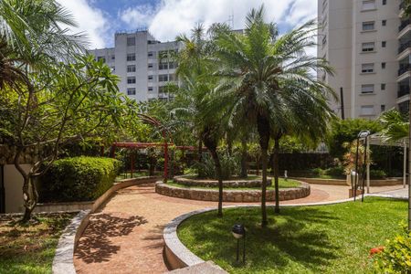 Apartamento à venda com 260m², 3 quartos e 4 vagas Apartamento à venda com 260m², 3 quartos e 4 vagasÁrea comum