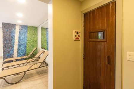 Apartamento à venda com 260m², 3 quartos e 4 vagas Apartamento à venda com 260m², 3 quartos e 4 vagasÁrea comum - Sauna