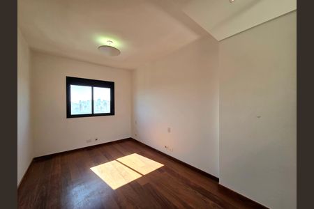 Apartamento à venda com 260m², 3 quartos e 4 vagas Apartamento à venda com 260m², 3 quartos e 4 vagasQuarto