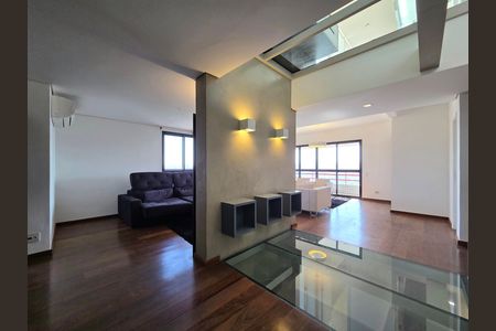 Apartamento à venda com 260m², 3 quartos e 4 vagas Apartamento à venda com 260m², 3 quartos e 4 vagasSala