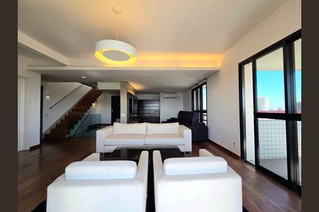 Apartamento à venda com 260m², 3 quartos e 4 vagas Apartamento à venda com 260m², 3 quartos e 4 vagasSala