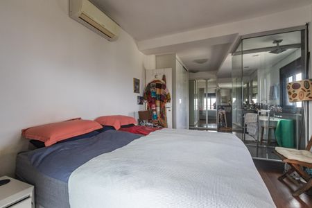 Apartamento à venda com 260m², 4 quartos e 4 vagasSuíte 1