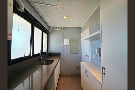 Área de Serviço de apartamento à venda com 3 quartos, 260m² em Itaim Bibi, São Paulo