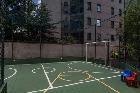Apartamento à venda com 260m², 3 quartos e 4 vagas Apartamento à venda com 260m², 3 quartos e 4 vagasÁrea comum - Quadra