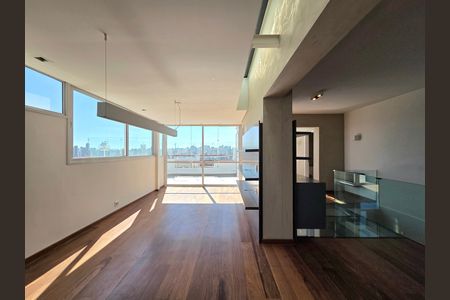 Apartamento à venda com 260m², 3 quartos e 4 vagas Apartamento à venda com 260m², 3 quartos e 4 vagasSala 2