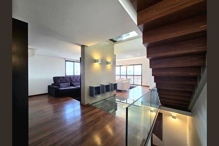 Apartamento à venda com 260m², 3 quartos e 4 vagas Apartamento à venda com 260m², 3 quartos e 4 vagasSala