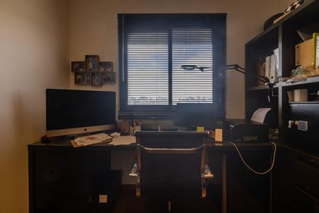 Apartamento à venda com 260m², 4 quartos e 4 vagasEscritório